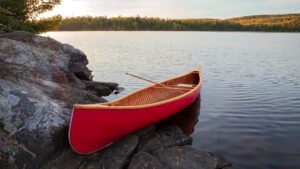 Read more about the article What Is An Average Weight Of a Canoe? Canoe Weight Guidelines